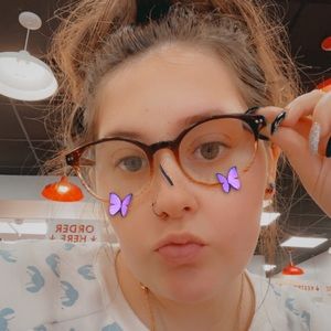 Meet your Posher, Carson